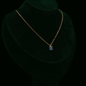 Ogrlica s laboratorijskim safirom od 1.95 ct