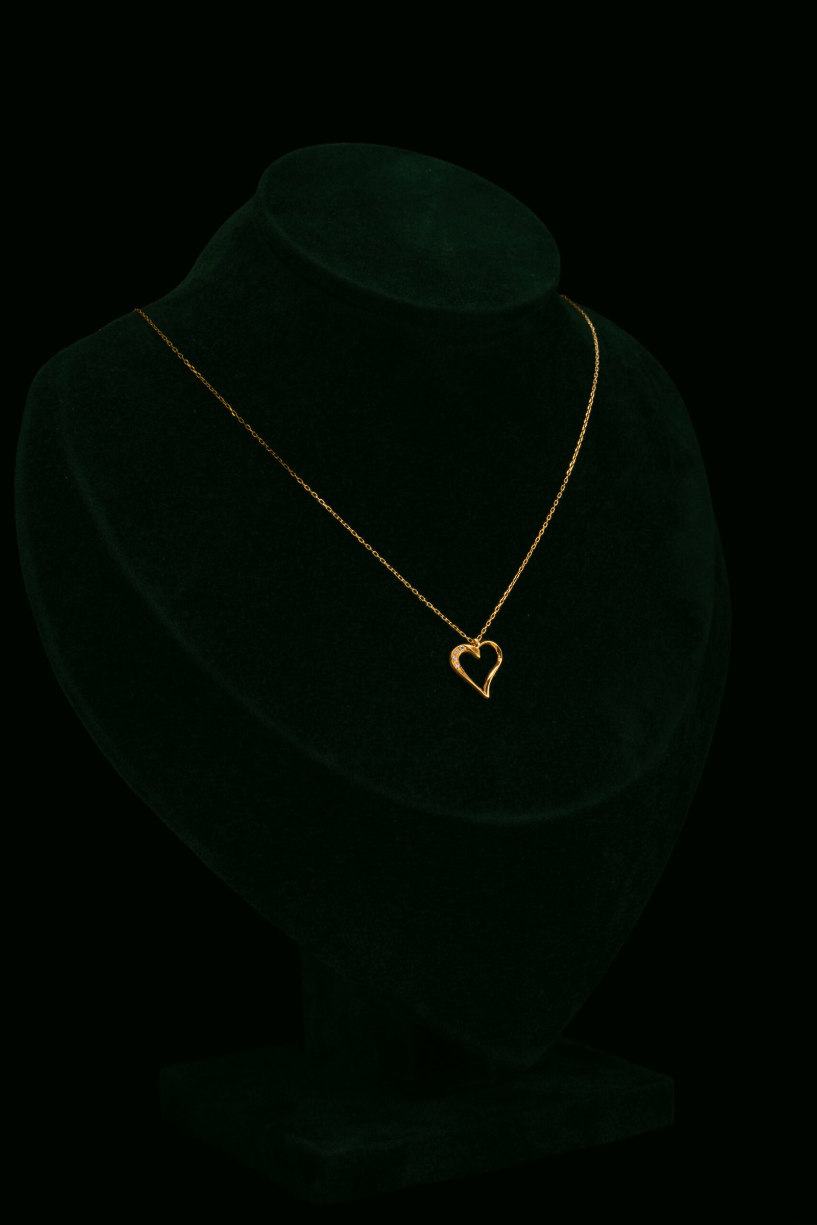 Ogrlica s prirodnim dijamantima od 0.02 ct