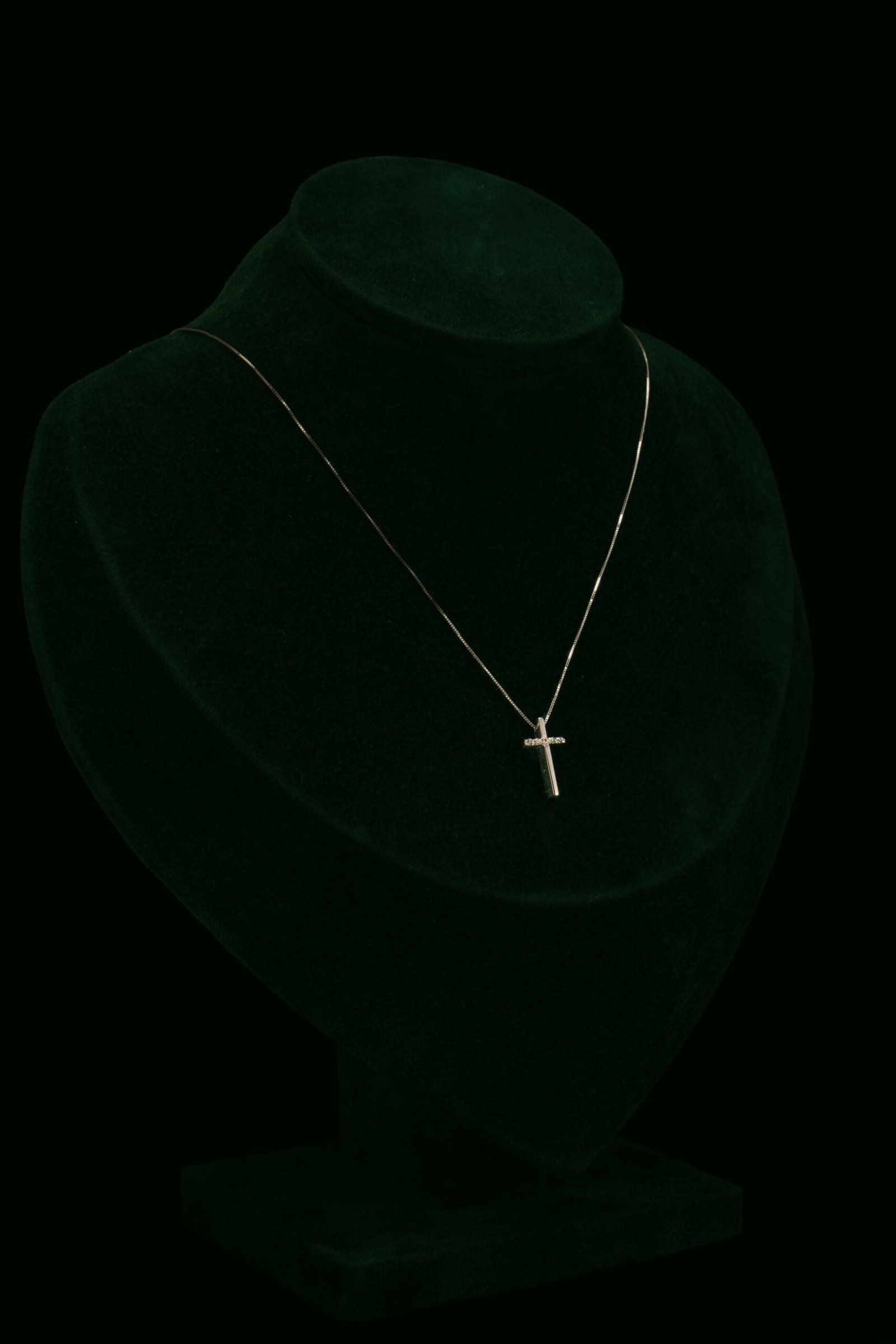 Ogrlica s prirodnim dijamantima od 0.025 ct