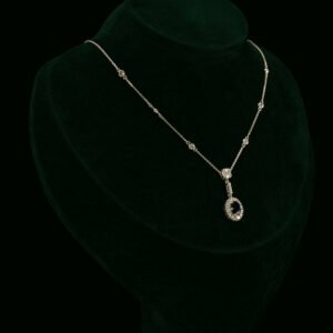 Ogrlica s prirodnim dijamantima i safirom od 1.30 ct