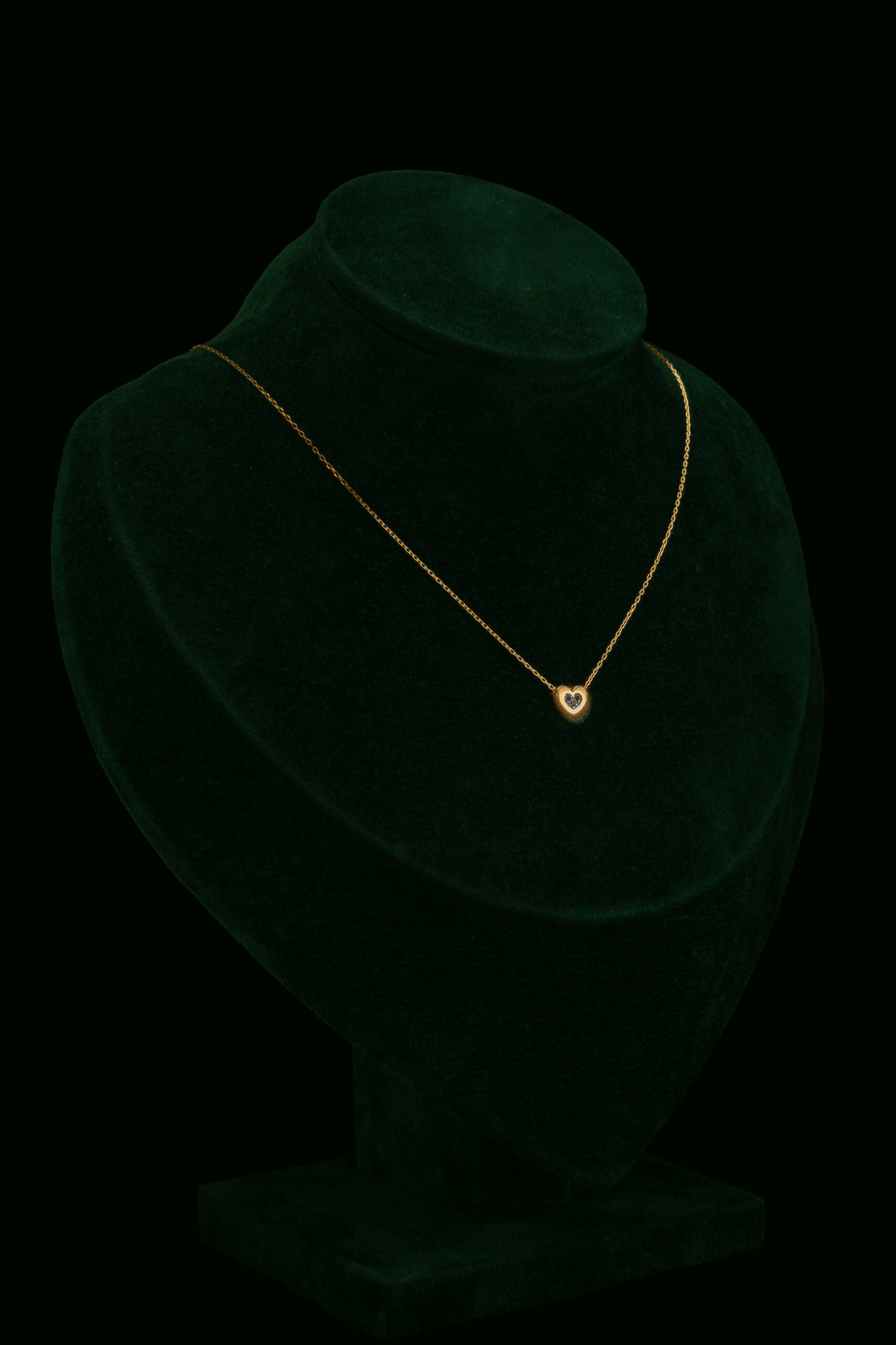 Ogrlica s prirodnim dijamantima od 0.015 ct