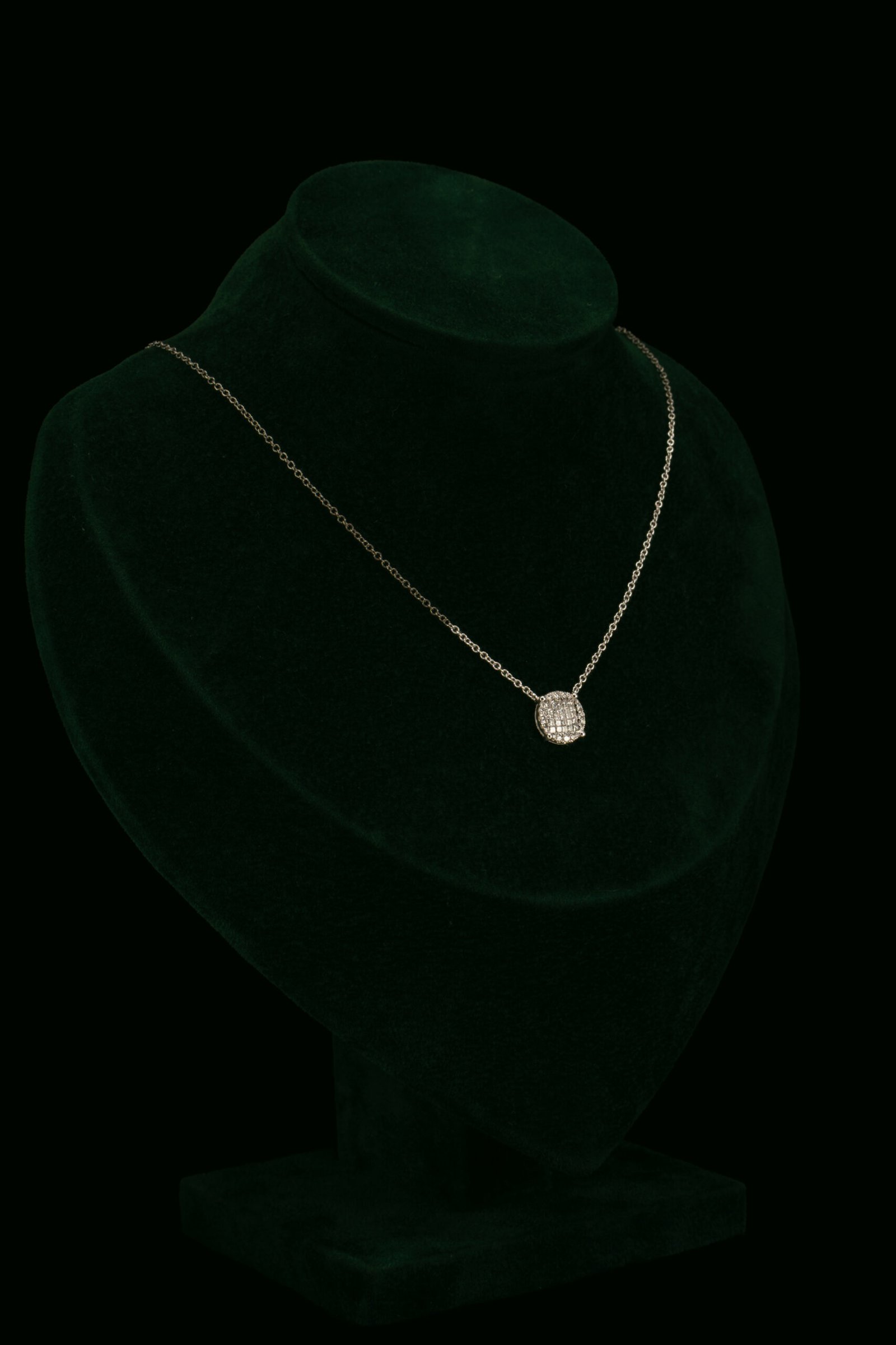 Ogrlica s prirodnim dijamantima od 0.37 ct