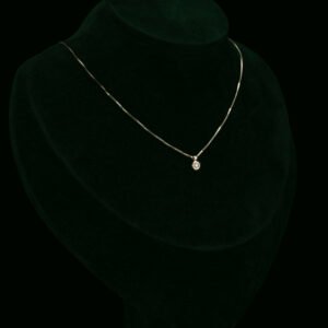 Ogrlica s prirodnim dijamantom od 0.05 ct