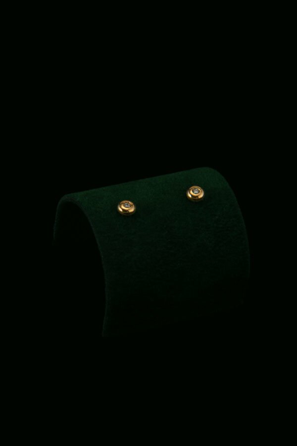 Naušnice s prirodnim dijamantima od 0.04 ct