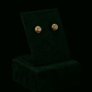 Naušnice s prirodnim dijamantima od 0.20 ct