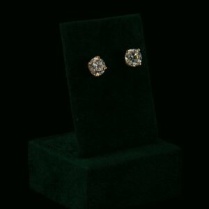 Naušnice s laboratorijskim dijamantima od 2x1.04 ct