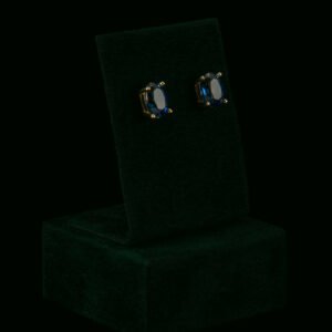 Naušnice s laboratorijskim safirima od 3.45 ct