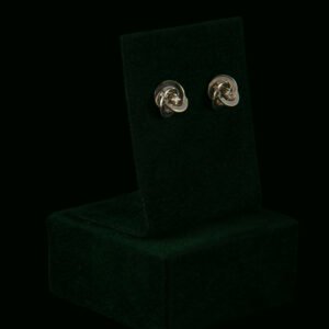Naušnice s prirodnim dijamantima od 0.04 ct