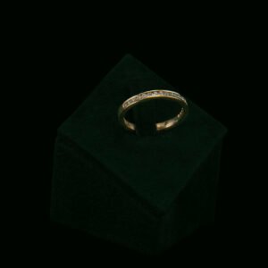 Prsten s laboratorijskim dijamantima od 0.285 ct