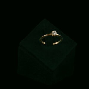 Prsten s laboratorijskim dijamantom od 0.31 ct