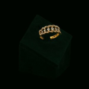 Prsten s prirodnim dijamantima od 0.77 ct
