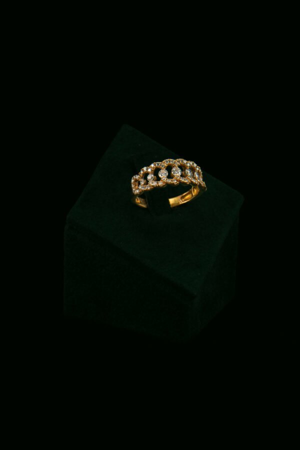 Prsten s prirodnim dijamantima od 0.77 ct