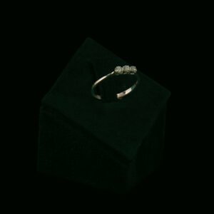Prsten s prirodnim dijamantima od 0.10 ct