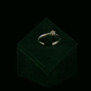Zaručnički prsten s prirodnim dijamantom od 0.14 ct