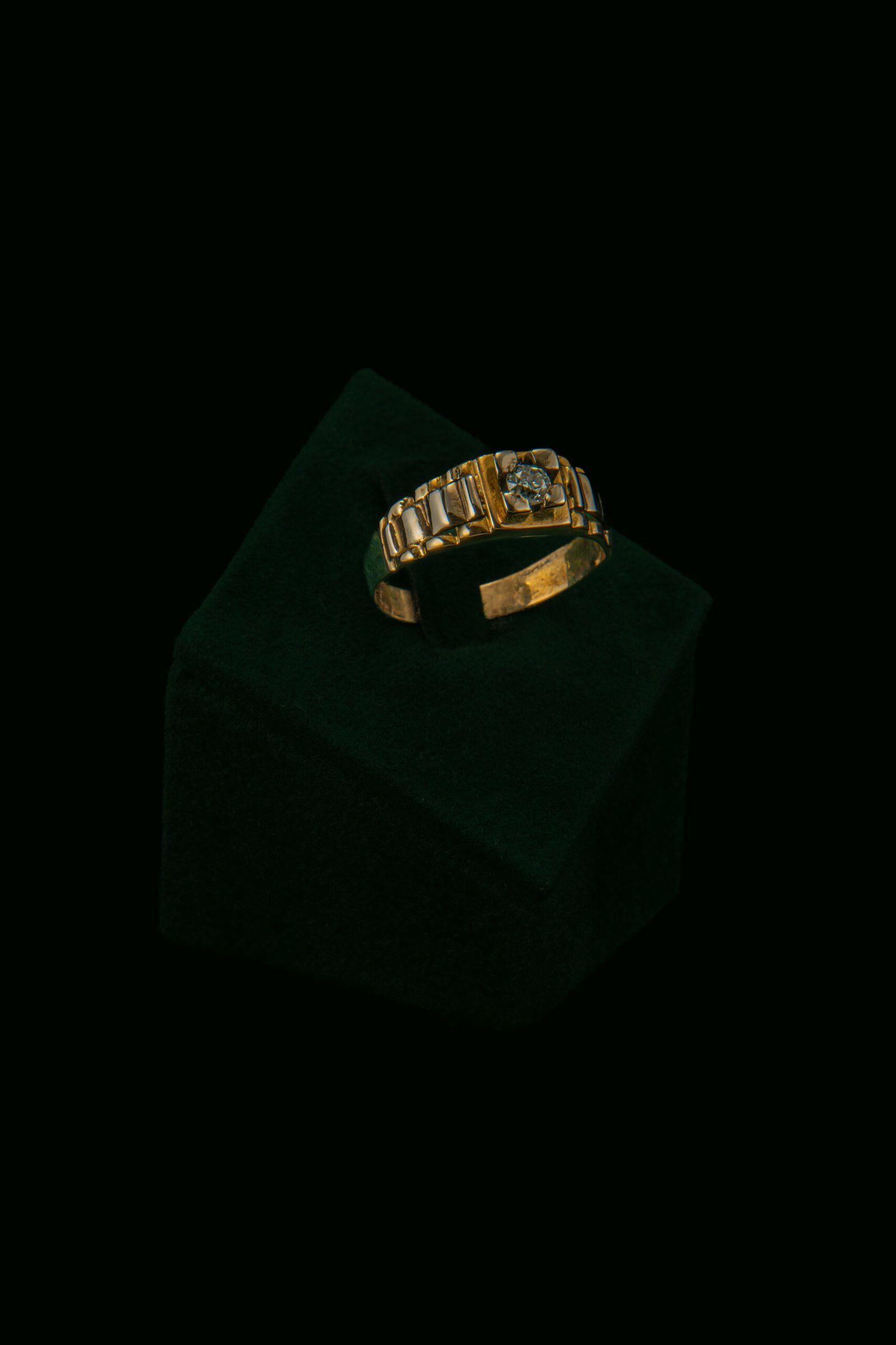 Prsten s prirodnim dijamantom od 0.25 ct