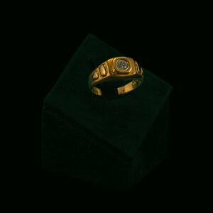 Prsten s prirodnim dijamantom od 0.30 ct